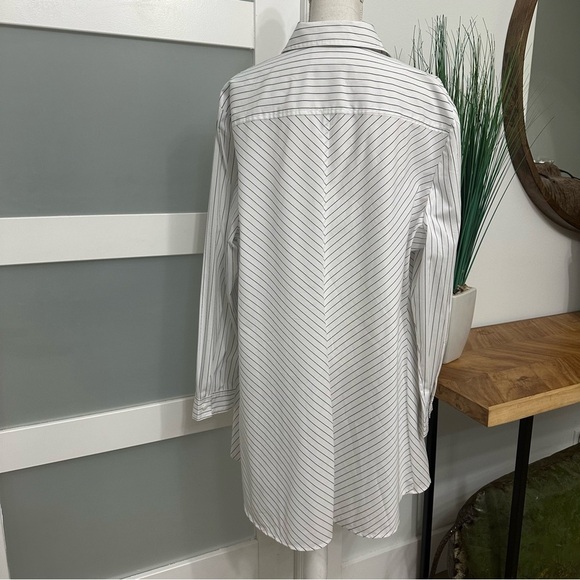 STELLA CARAKASI Center Stage Shirt Striped White Button-Up Top SZ XXL Luxury EUC - Picture 10 of 11